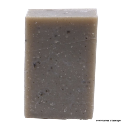 Shampoing solide à l'argile noire