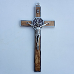 croix - crucifix de saint Benoit