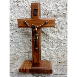 Crucifix en bois d'olivier