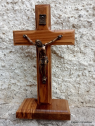 Crucifix en bois d'olivier