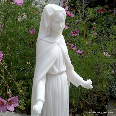 statue de la sainte vierge