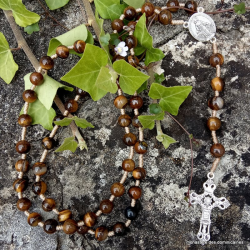 chapelet catholique en oeil de tigre