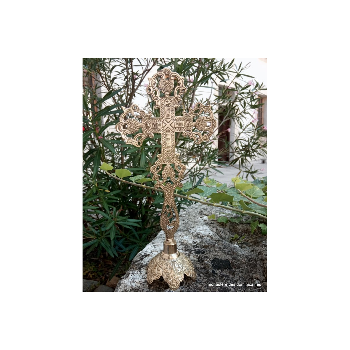 belle croix en bronze