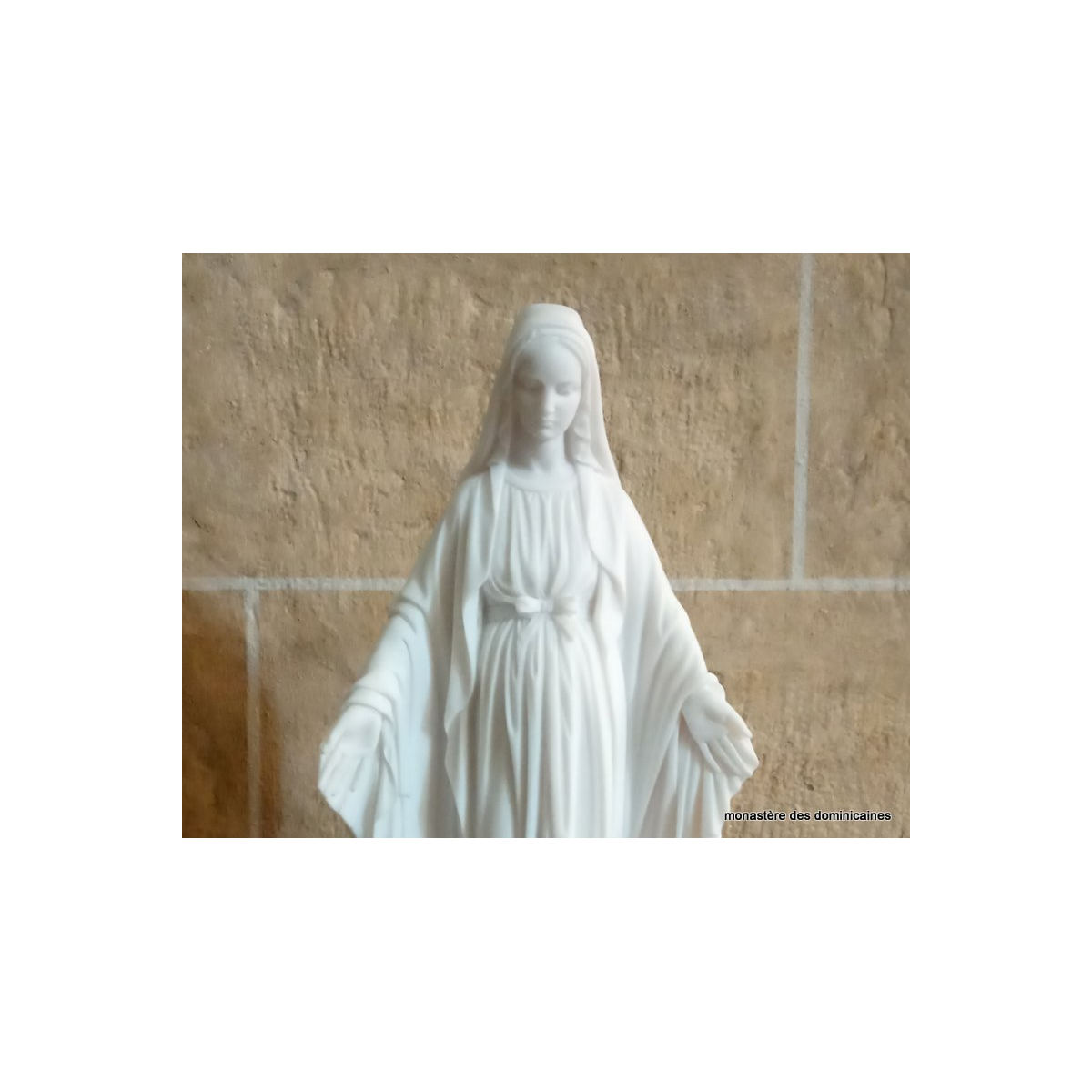 statue en albâtre de la vierge Marie