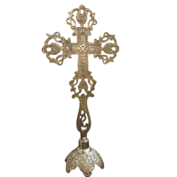 croix de bronze sur pied