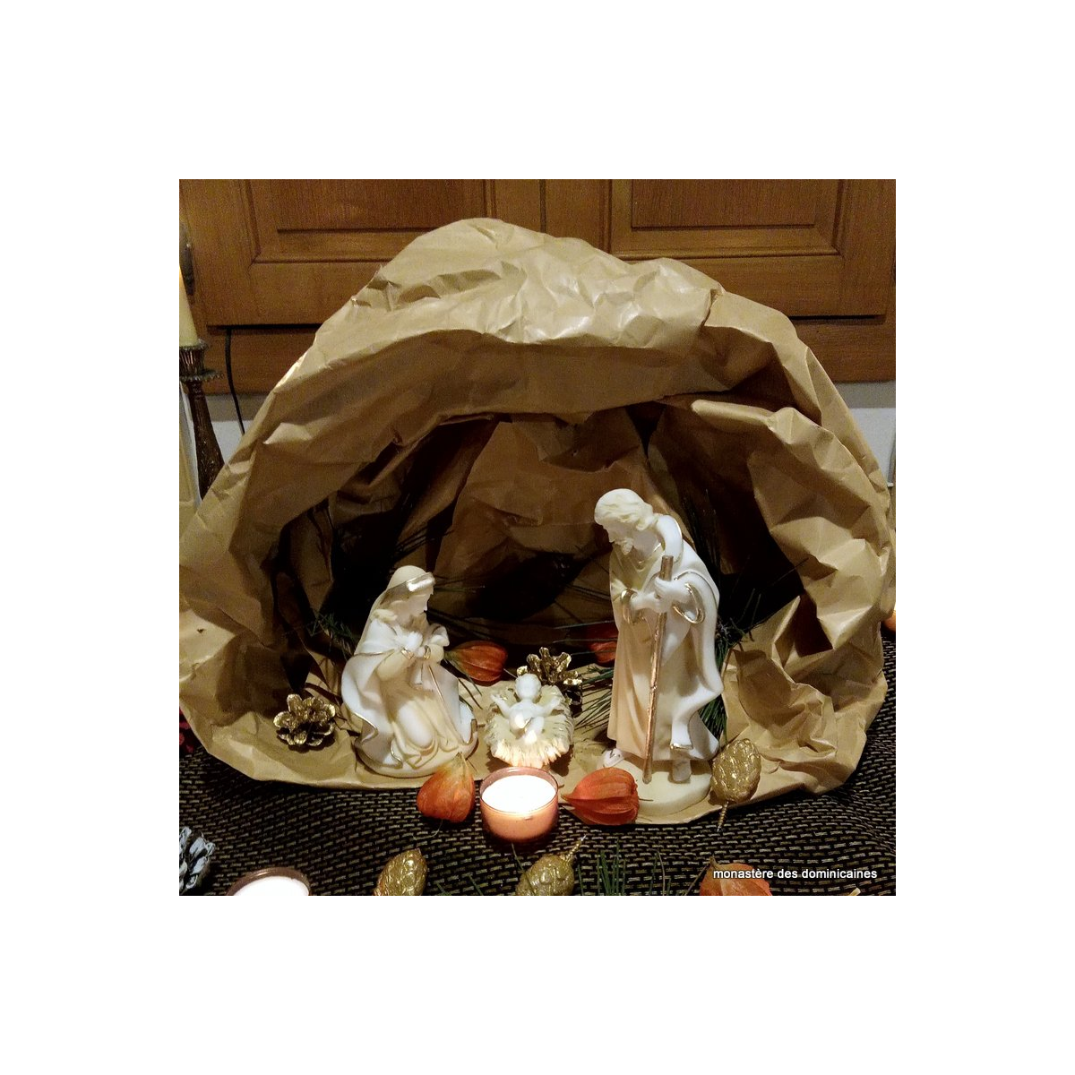 crèche de Noël - nativité en albâtre